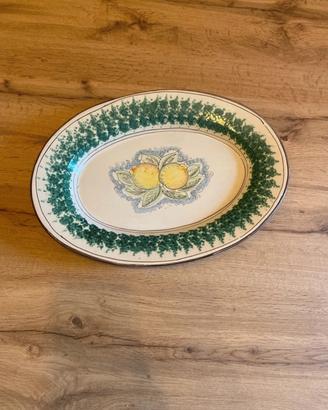 Piatto artigianale di ceramica ovale