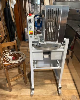 Spezzatrice Arrotondatrice automatica per pizza