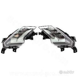 FANALE POSTERIORE CON FRECCE INTEGRATE TMAX 530