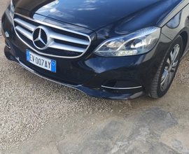 Auto Mercedes E 220