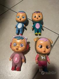 Lotto di 8 Cry Babies come in foto