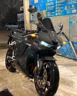 Honda CBR 600 RR 2024 14.500km