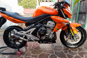 Kawasaki ER6N anno 2007