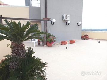 Q.re Paolo VI-P.za Tedesco ATTICO VISTA MARE-BOX