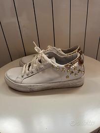 Scarpe bianche e oro numero 36