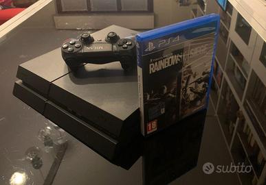 Sony Playstation 4 completa + gioco in omaggio