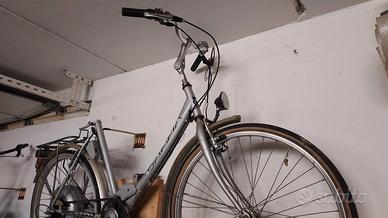 bicicletta elettrica da donna GANNA/SANYO