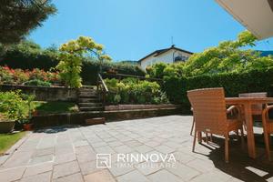 Villetta in bifamigliare con splendido giardino