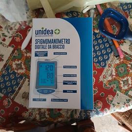 sfigmomanometro digitale da braccio