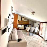 Luminoso appartamento in via Grazia Deledda