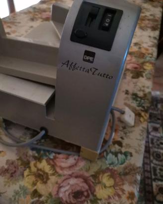 Affettatrice elettrica