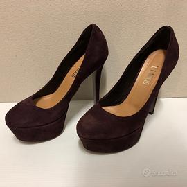 Décolleté con plateau bordeaux