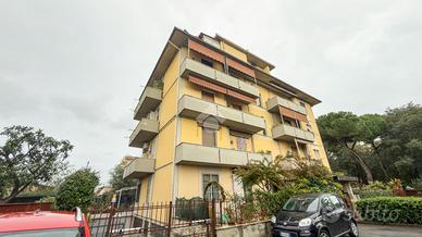 2 LOCALI A SCANDICCI