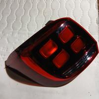 Faro posteriore sx Dacia stepway
