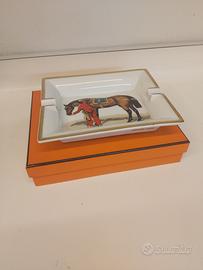 POSACENERE HERMES BAMBINO CON CAVALLO 