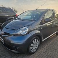 Toyota aygo automatica 5 porte