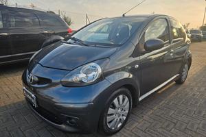 Toyota aygo automatica 5 porte
