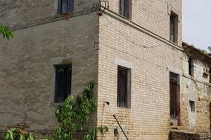 Fabbricato con terreno 3120mq