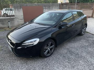 Volvo V40 D3 Plus 150 CV – 2019 – 152.000 km