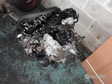 Motore Per Bmw Sigla N47D20C FUSO - ALBERO ROTTO
