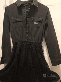 bello vestito Guess 