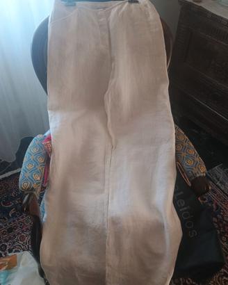 Pantaloni mai usati
