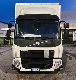 Motrice camion volvo fl 240 120 quintali 12 ton