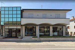 Immobile di 390 m² con 2 locali a Sarego