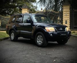 Mitsubishi Pajero 3.5i GDI V6 24V GLS 7 POSTI cat 