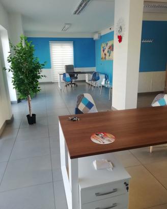 Locale commerciale fronte strada