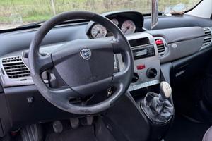 Lancia Ypsilon 1.4 Argento Ecochic GPL