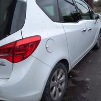 Opel Meriva B 1.4 benzina per ricambi 