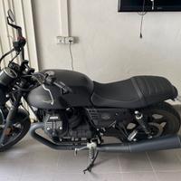 Moto Guzzi V7 III Stone