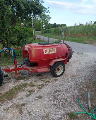 Atomizzatore trainato Darin 800 litri
