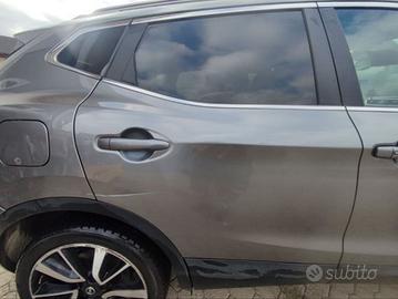 PORTA POSTERIORE DESTRA QASHQAI J11 2018