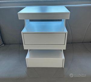 Coppia di comodini bianchi sospesi 40x30x29.2 cm