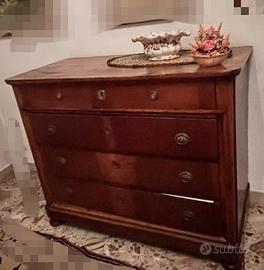 Credenza vintage con cassetti