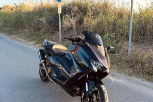 TMAX 560 TECH MAX