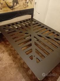 Letto Fluttua Lago