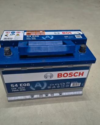 batteria auto bosh s4e08