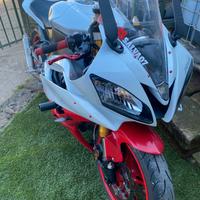 Yamaha YZF R6 - 2006