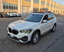 BMW X1 sDrive18d Advantage TETTO