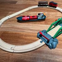treno di legno perfetto per regali di Natale