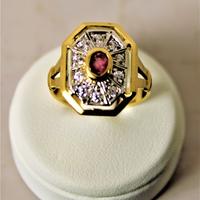Anello " Art Decò " in oro 750 e rubino