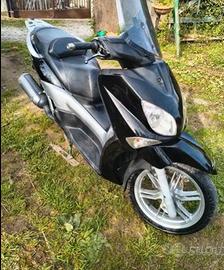 Yamaha X-city 250