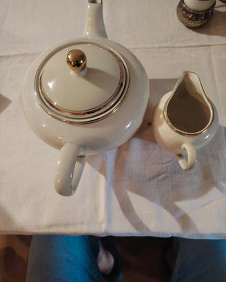 Lettiera e teiera di ceramica di Bavaria