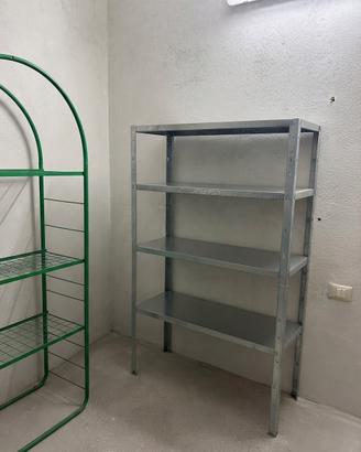 Scaffalatura in metallo zincato a 4 ripiani