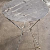 tavolino rustico da giardino 