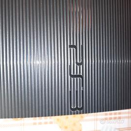 PlayStation 3 con tre giochi inclusi