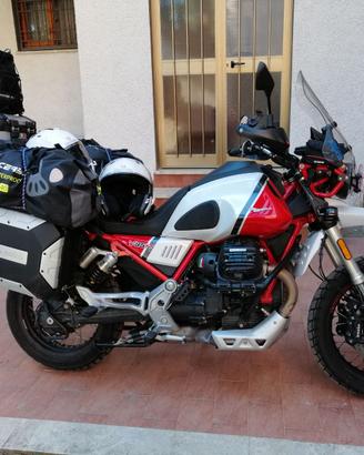 moto Guzzi 85TT evocative